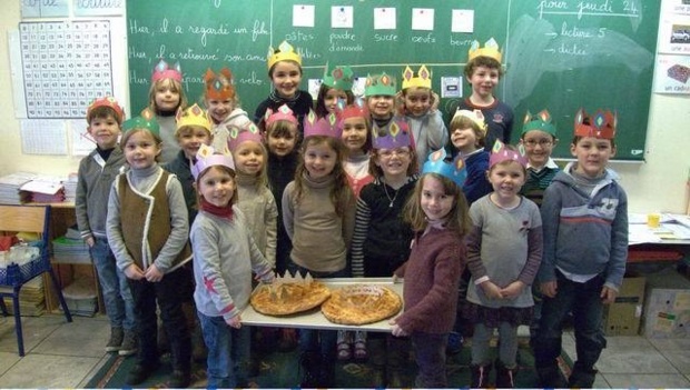 Coiffés de nos jolies couronnes, nous sommes allés dans la classe des MS/GS.