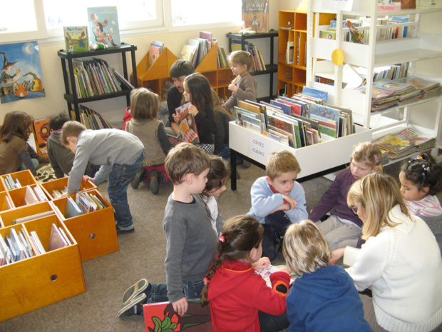 Visite à la bibliothèque