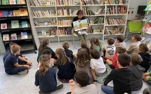 Première visite à la bibliothèque pour la présentation du concours de « La mouette qui lit »